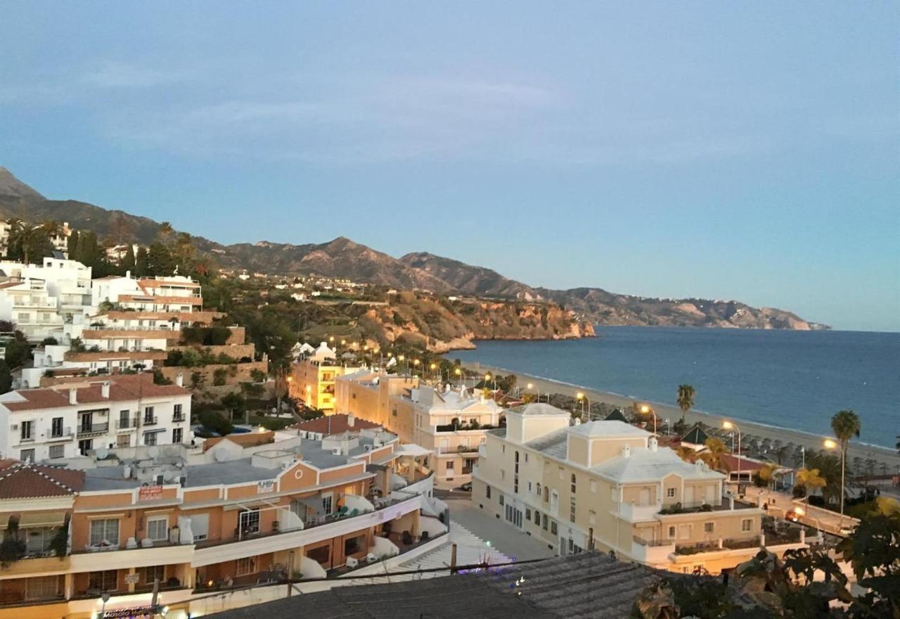 Valparaiso - Burriana Beach Nerja Zewnętrze zdjęcie